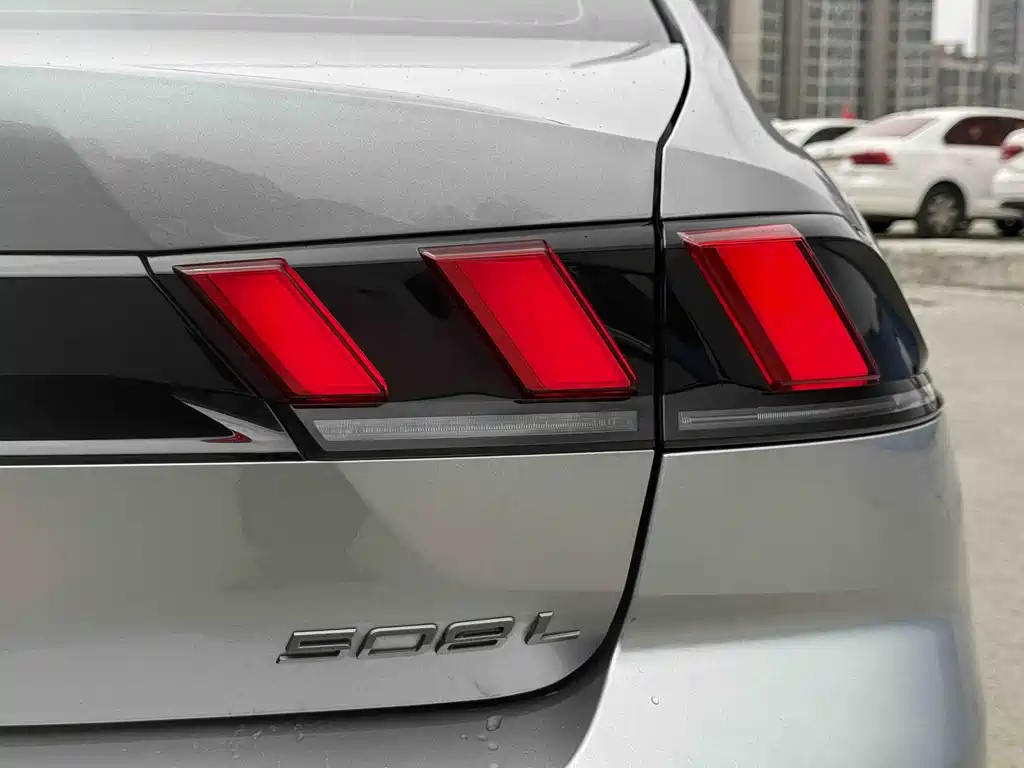 Peugeot 508 2025 — фото 14