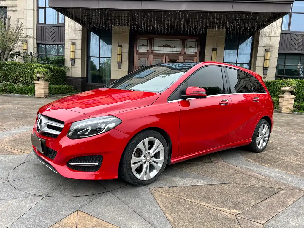 Mercedes-Benz B-Class 2016 — фото 2