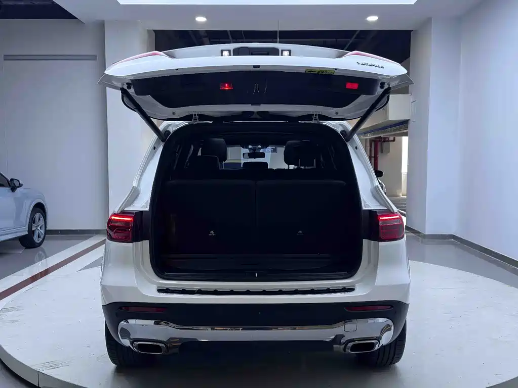 Mercedes-Benz GLB 2021 — фото 18