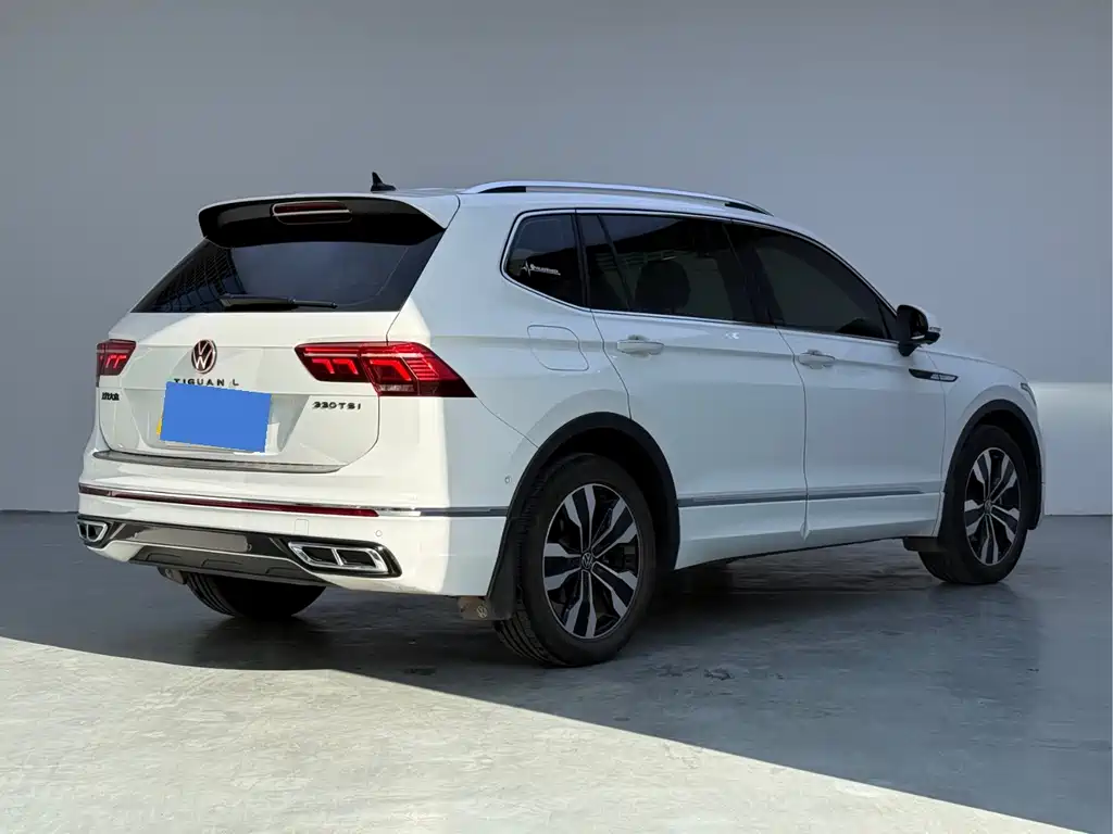 Volkswagen Tiguan L 2024 — фото 8