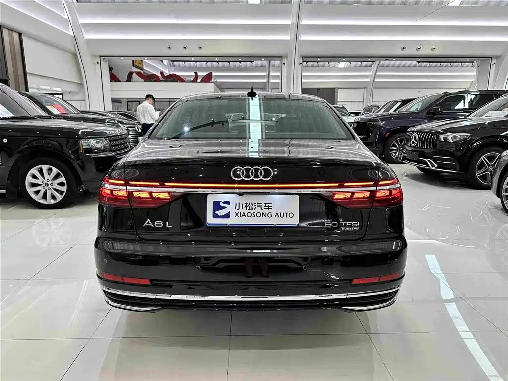 Audi A8 2025