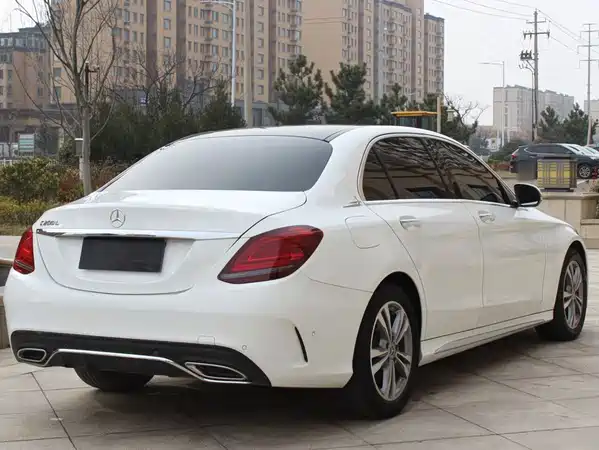 Mercedes-Benz C-Class 2021