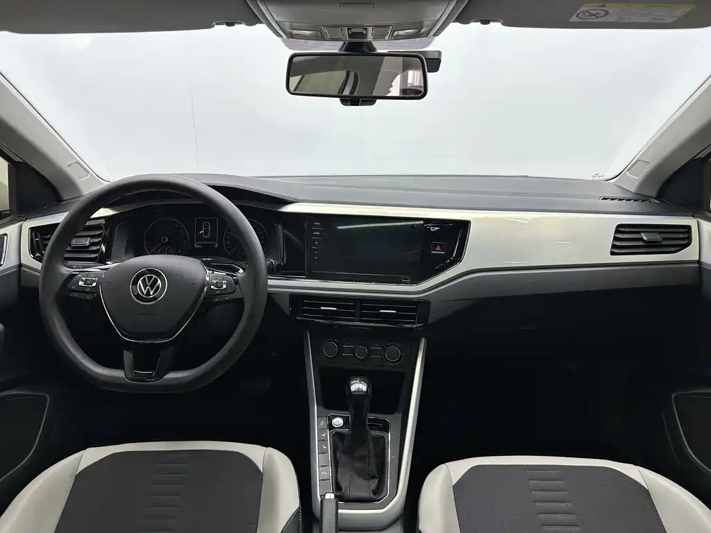 Volkswagen Polo 2022