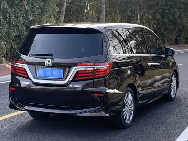 Honda Elysion 2018