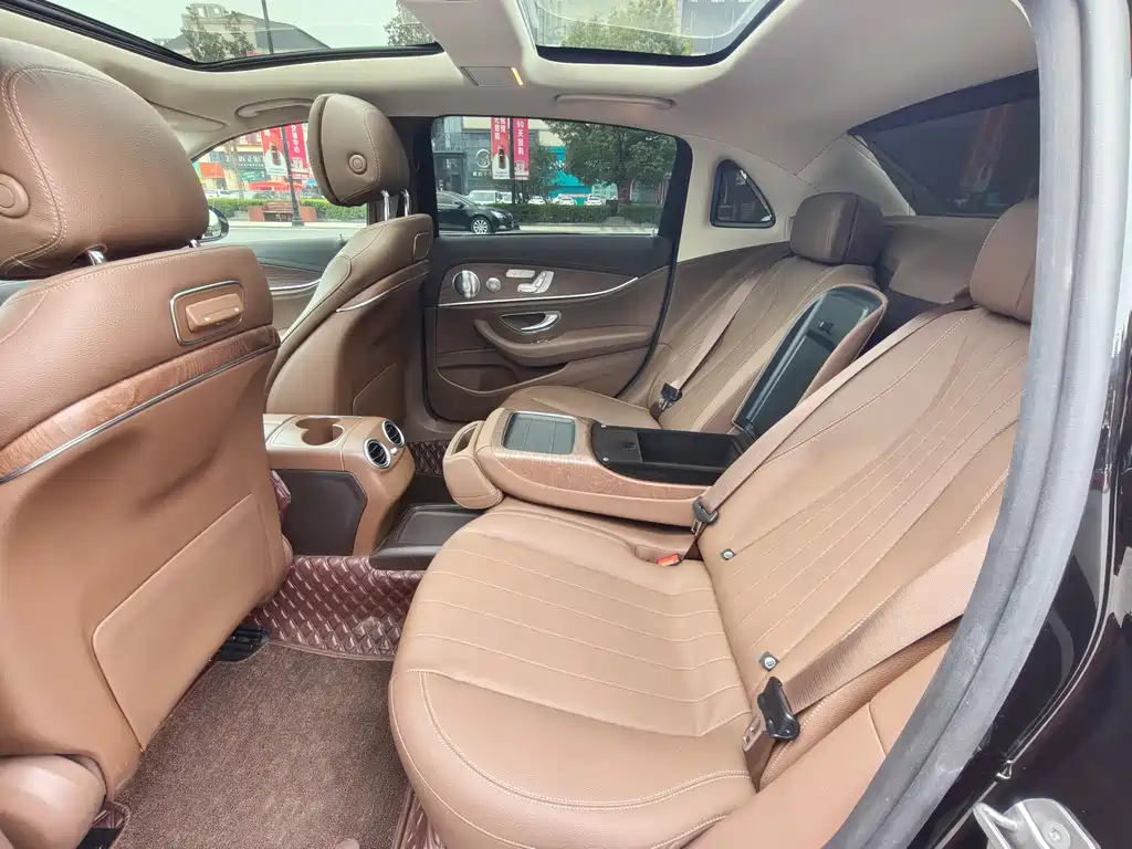 Mercedes-Benz E-Class 2020