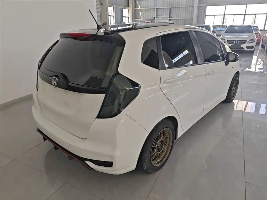 Honda Fit 2019 — фото 7