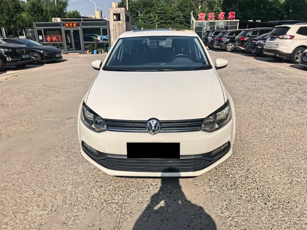 Volkswagen Polo 2016