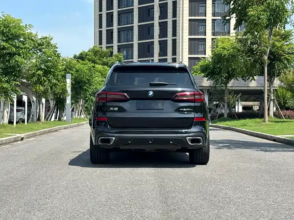 BMW X5 2023