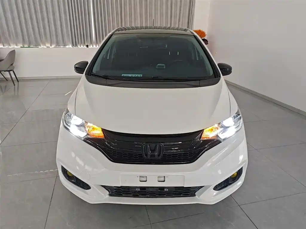 Honda Fit 2019 — фото 3