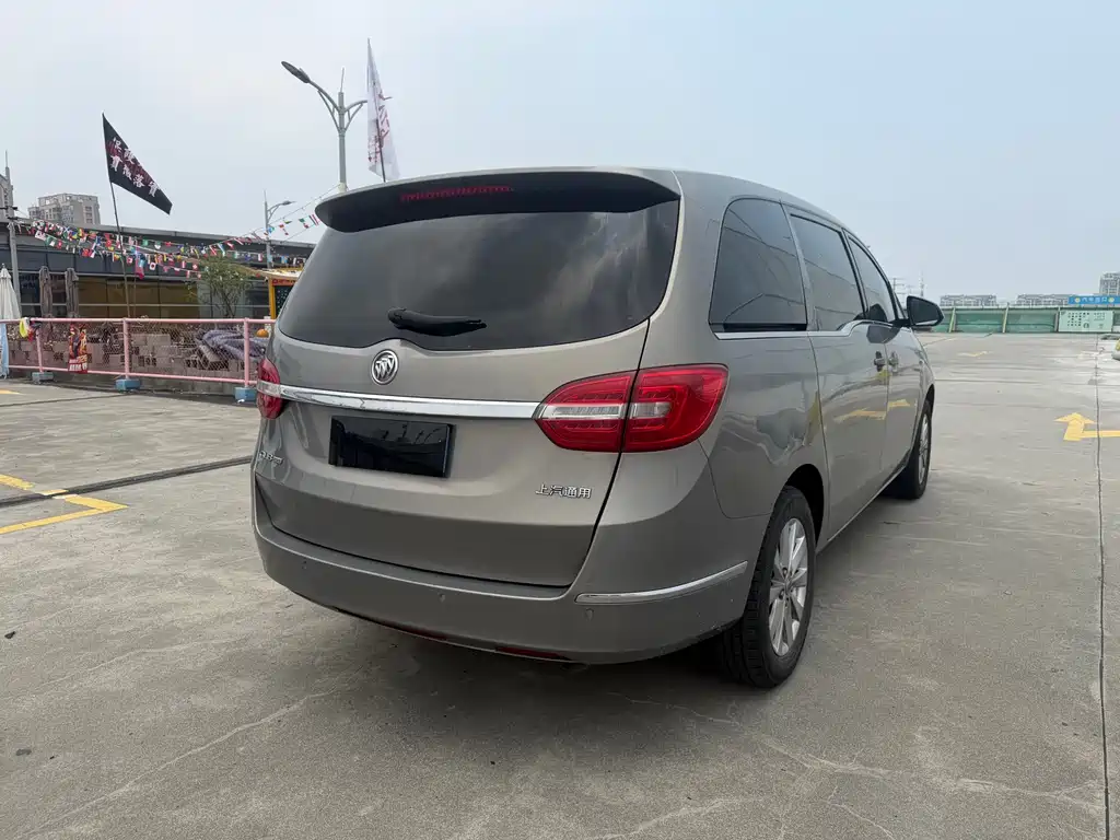 Buick GL8 2018