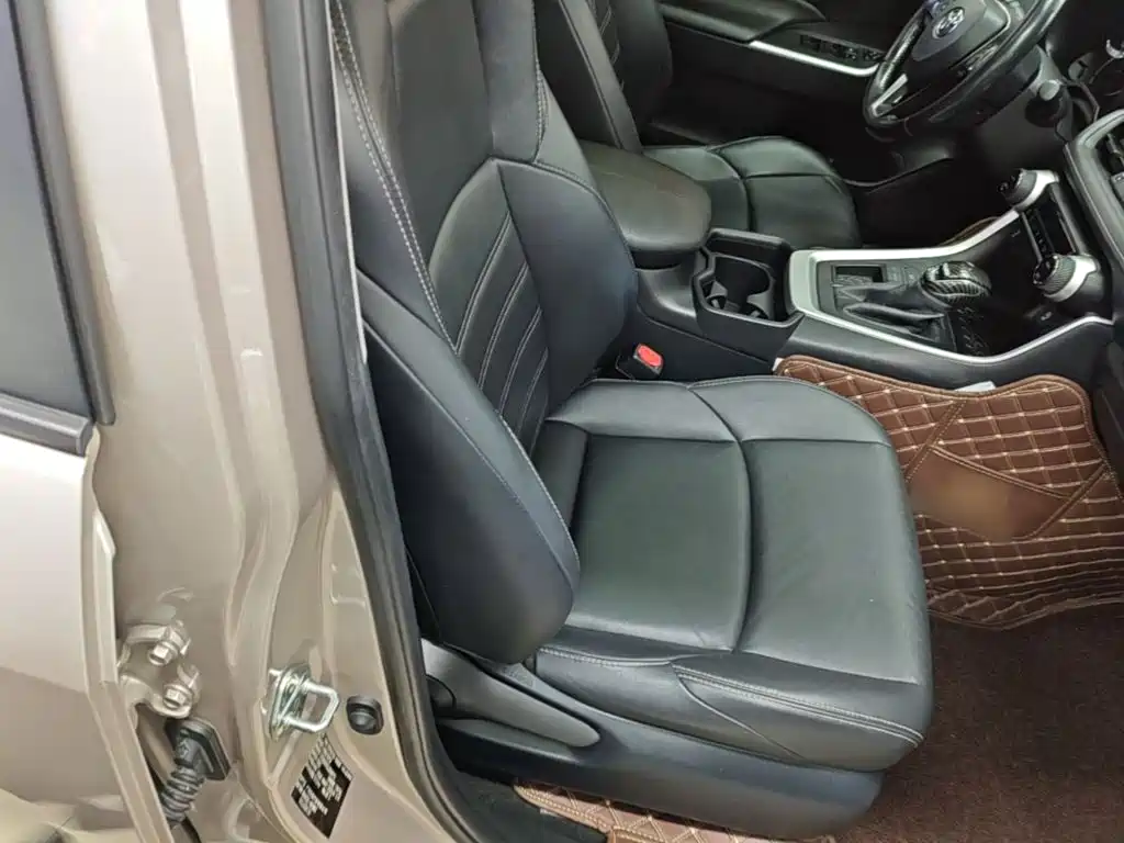 Toyota Wildlander 2020 — фото 25