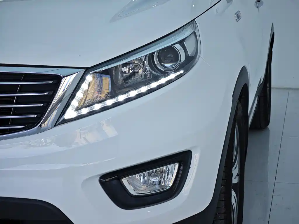 Kia Sportage 2015 — фото 12