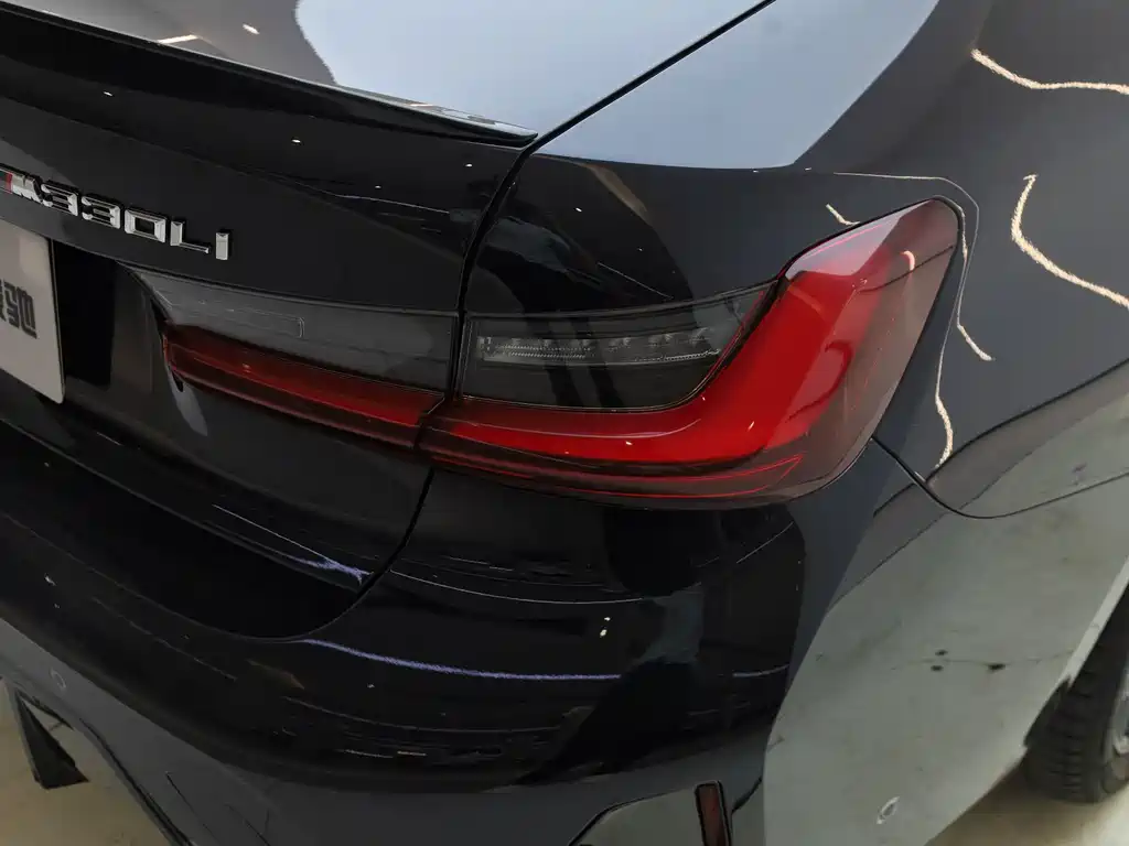 BMW 3 Series 2025