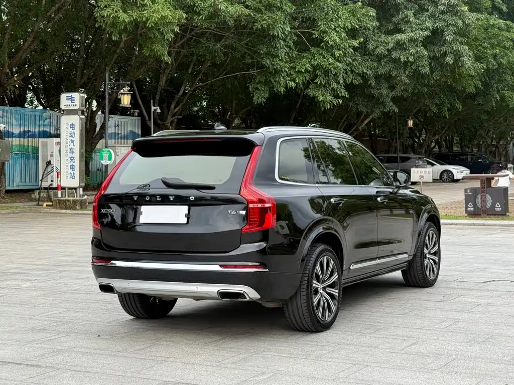 Volvo XC90 2019