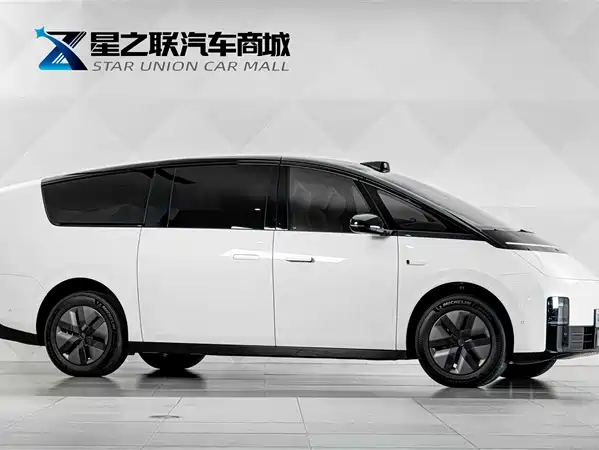 Li Auto MEGA 2024