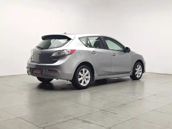 Mazda 3 Xingcheng 2013