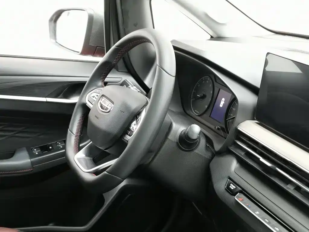 Geely Vision X3 2021 — фото 22