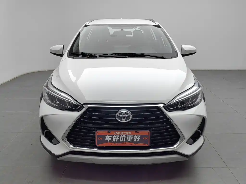 Toyota Yaris L 2022