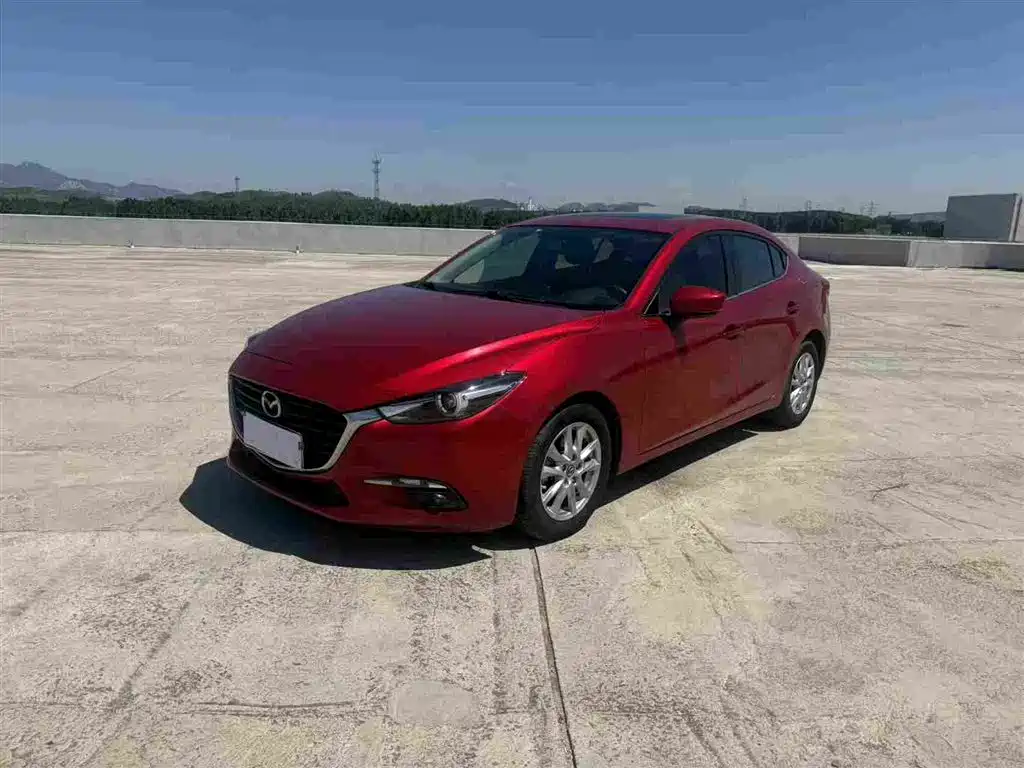 Mazda 3 Axela 2018 — фото 1
