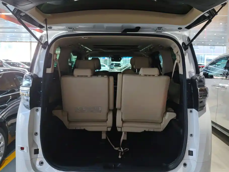 Toyota Vellfire 2020 — фото 4