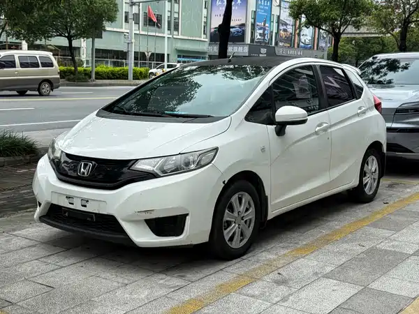 Honda Fit 2015
