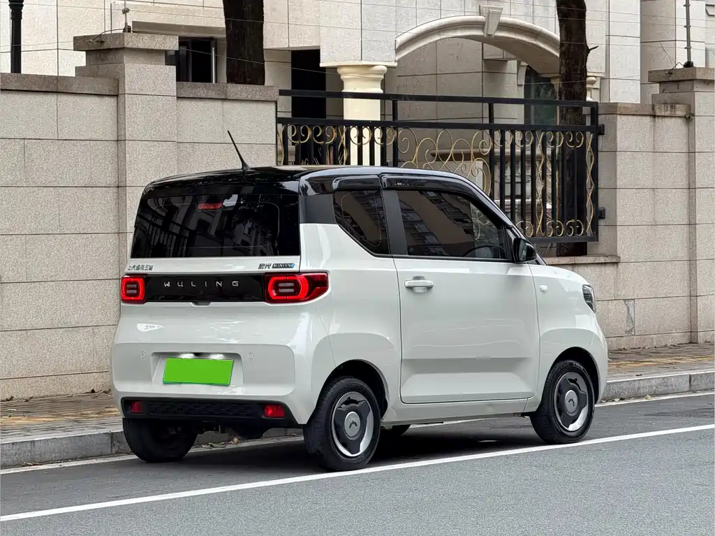 Wuling MINIEV 2022 — фото 10