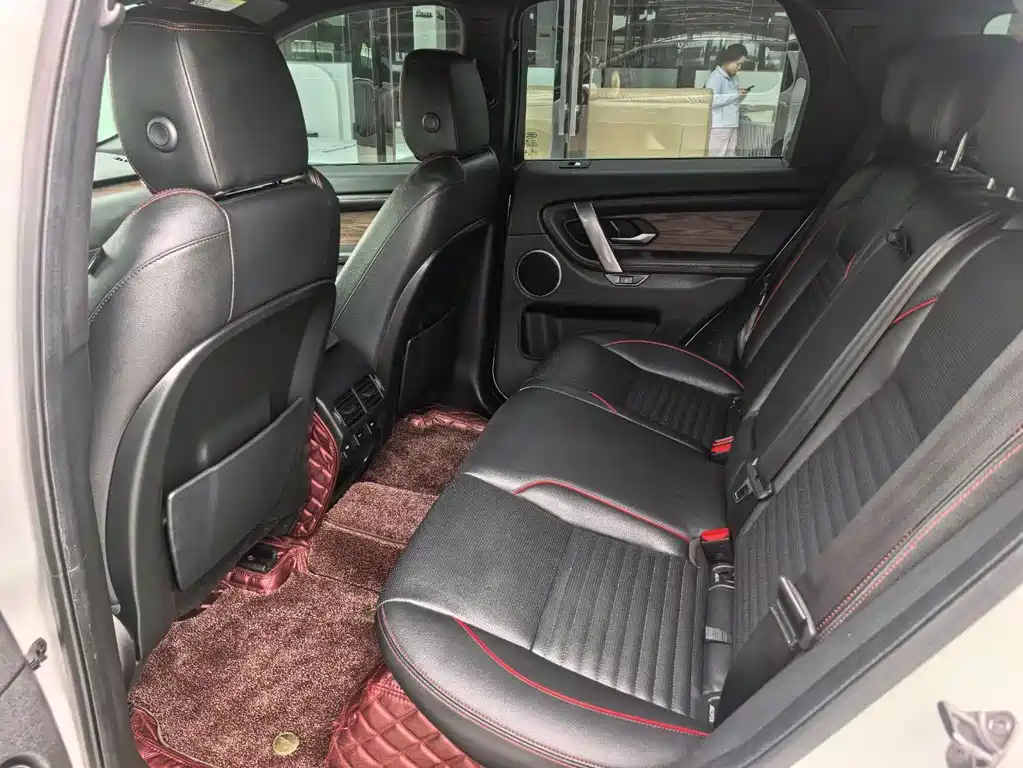 Land Rover Discovery Sport 2020 — фото 9