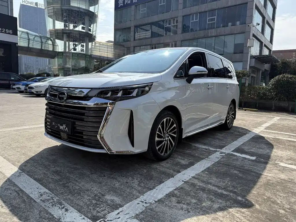 GAC Motor Trumpchi M6 2024 — фото 2