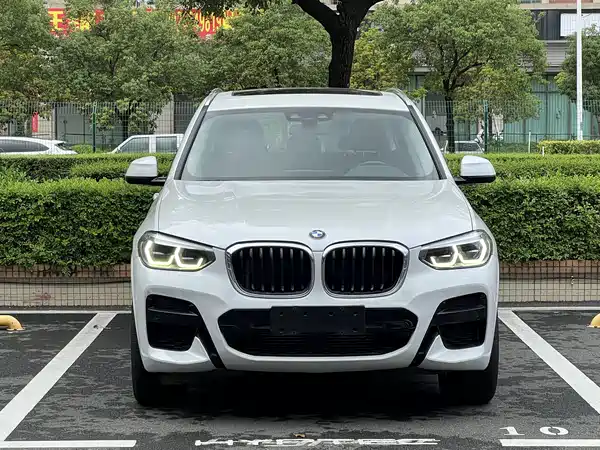 BMW X3 2021