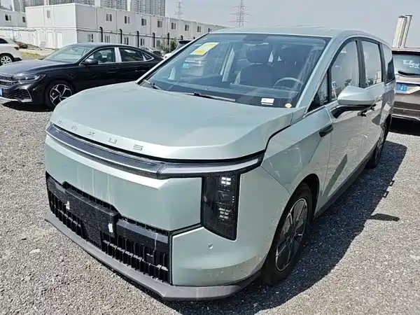 Maxus Everyone 7 2024