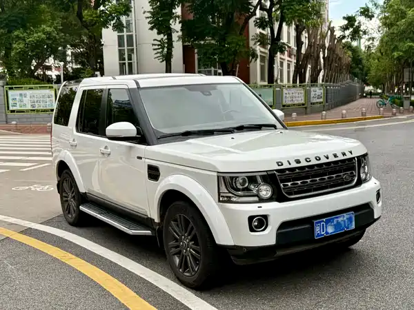 Land Rover Discovery 2016