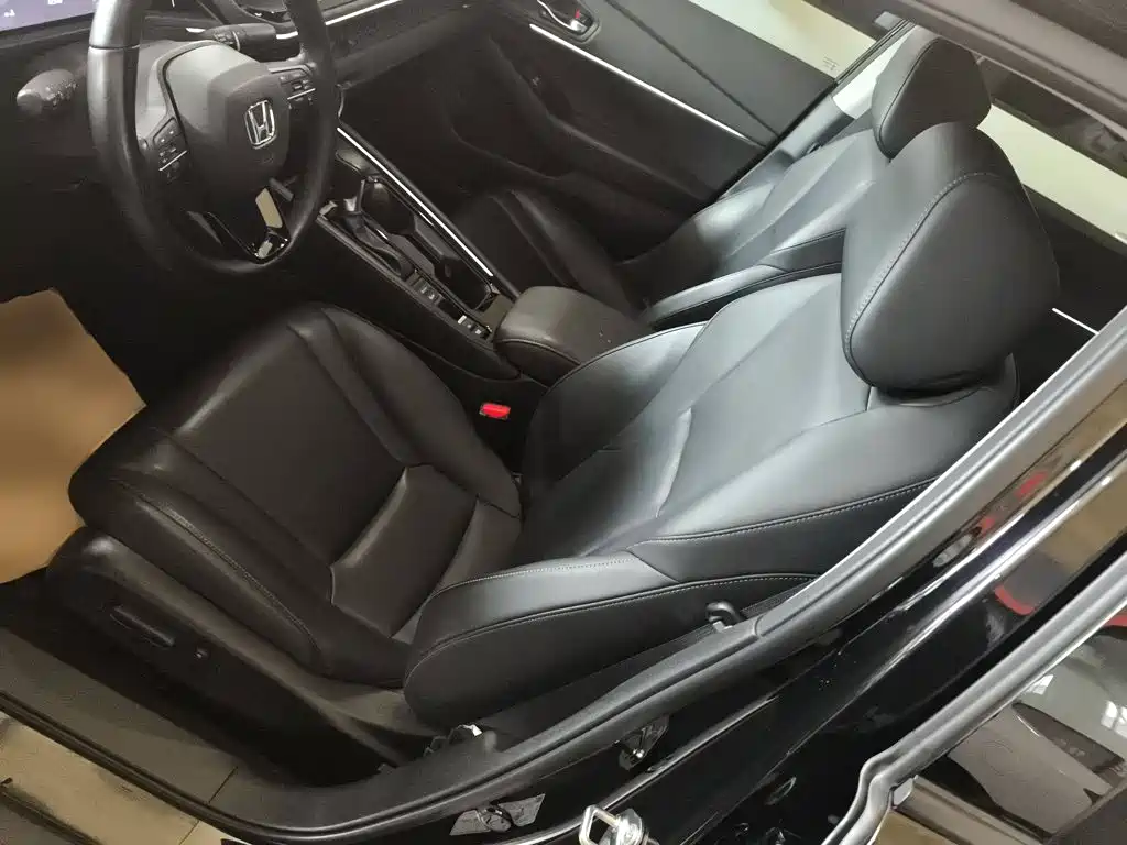 Honda Accord 2023 — фото 12