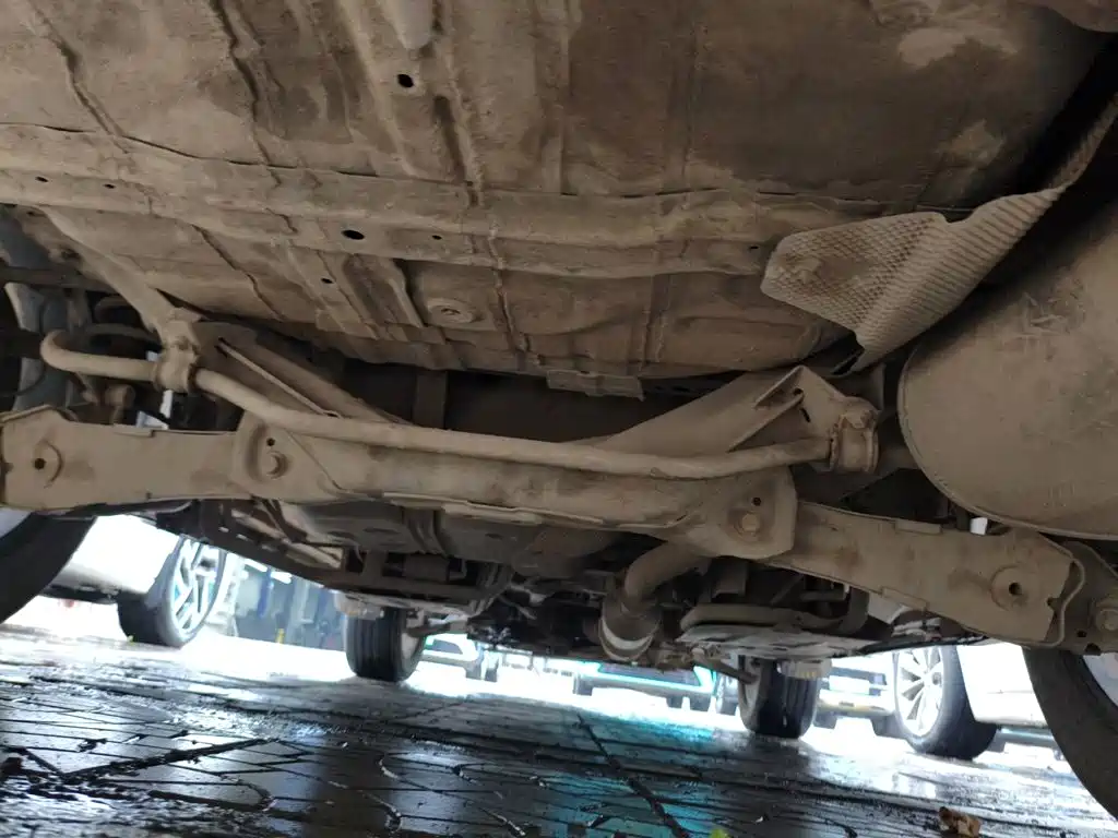 Dongfeng Fengshen AX7 2018 — фото 24