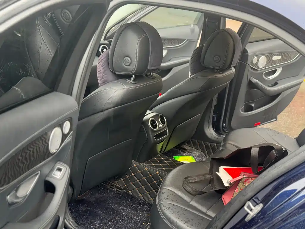 Mercedes-Benz C-Class 2019