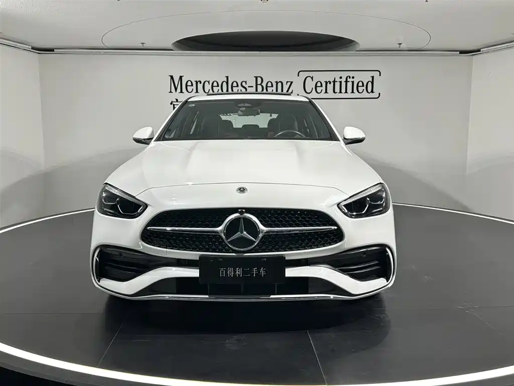 Mercedes-Benz C-Class 2023 — фото 17