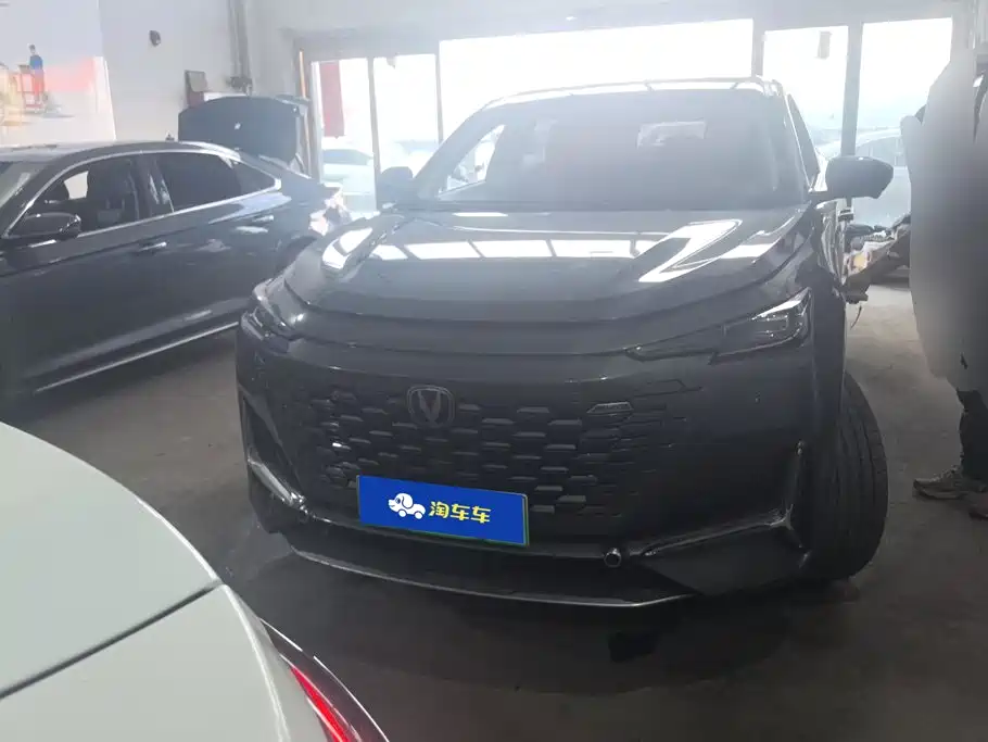 Changan UNI-K Smart Electronic Idd 2023 — фото 2