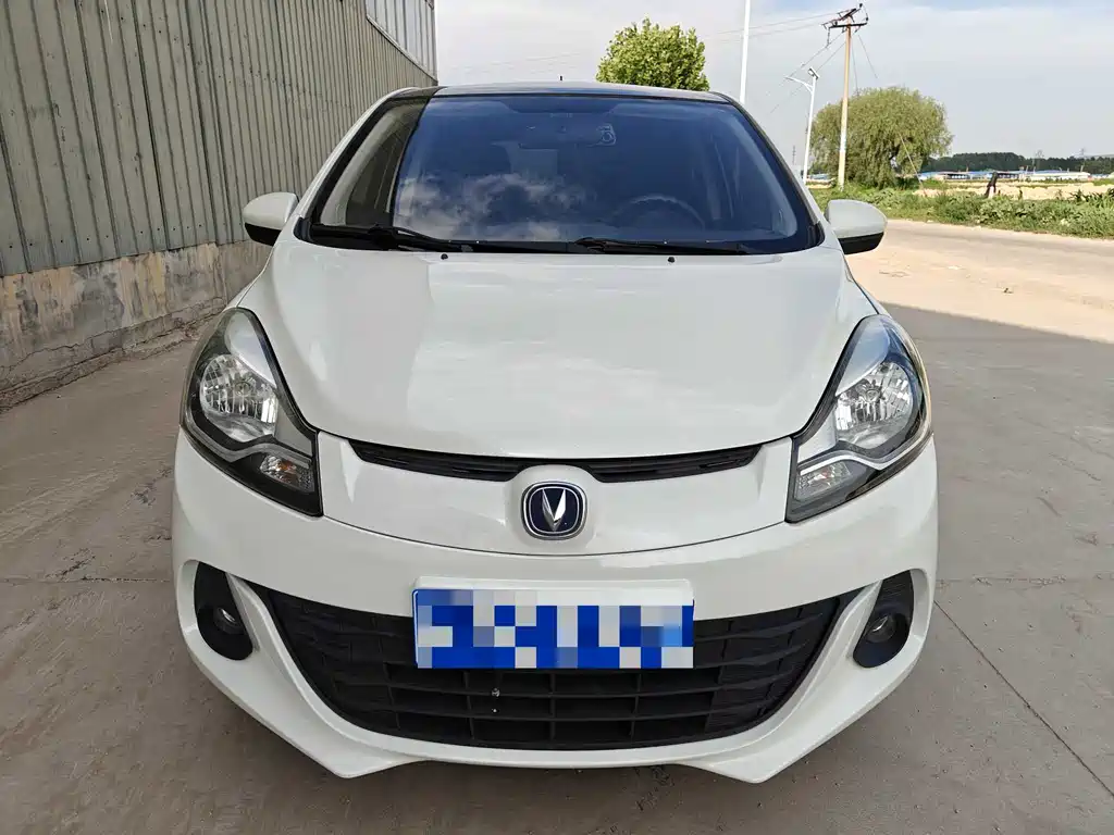 Changan BenBen 2015