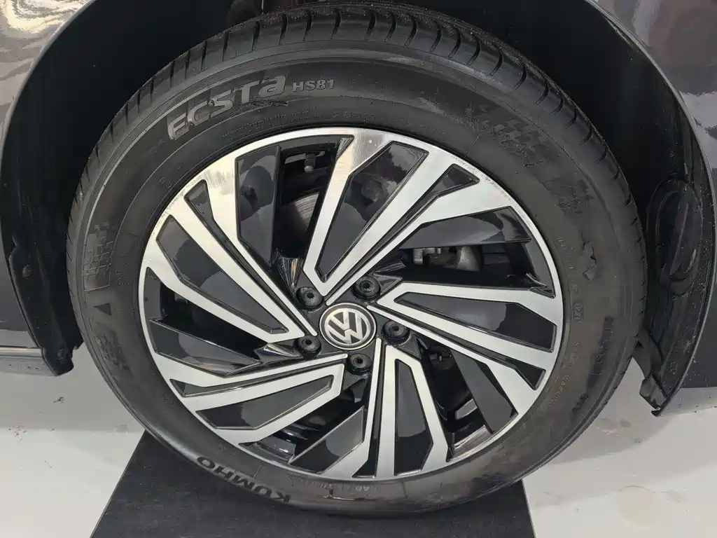 Volkswagen Sagitar 2022 — фото 17