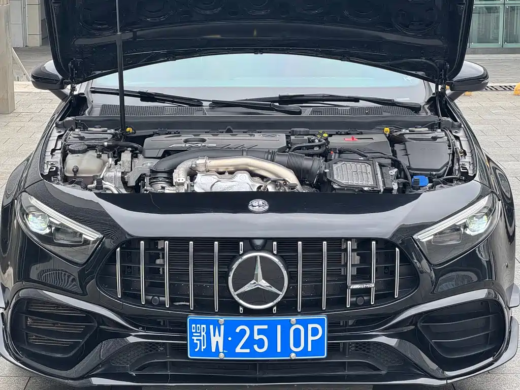 Mercedes-Benz A-Class AMG 2024 — фото 9