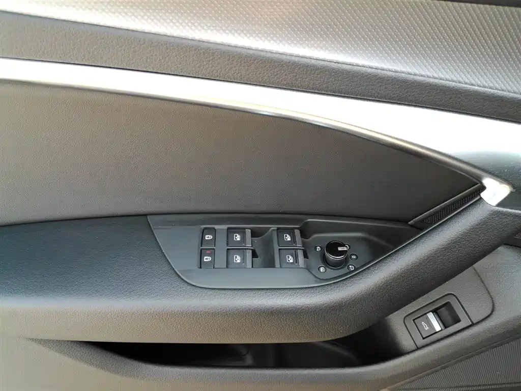 Audi A6L 2022 — фото 8