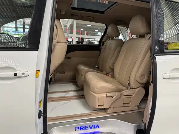 Toyota Previa 2013