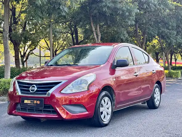 Nissan Sunny 2016