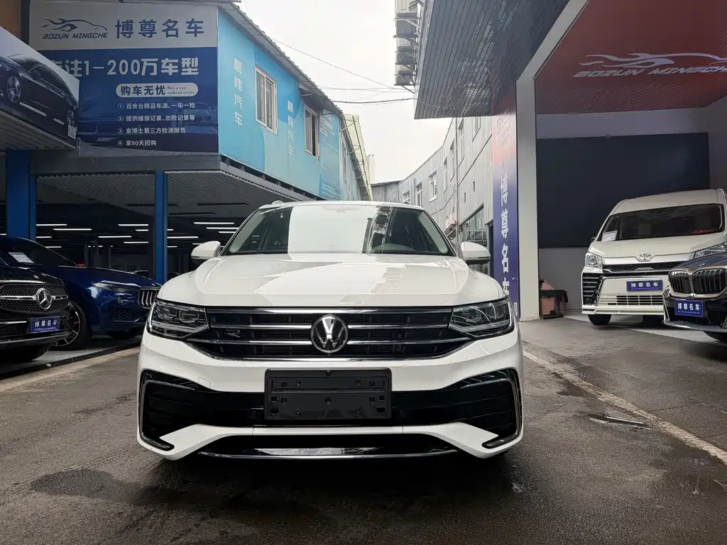 Volkswagen Tiguan L 2022