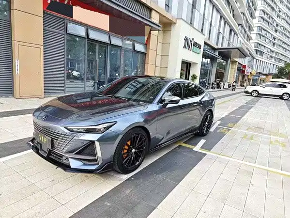 Changan UNI-V 2023