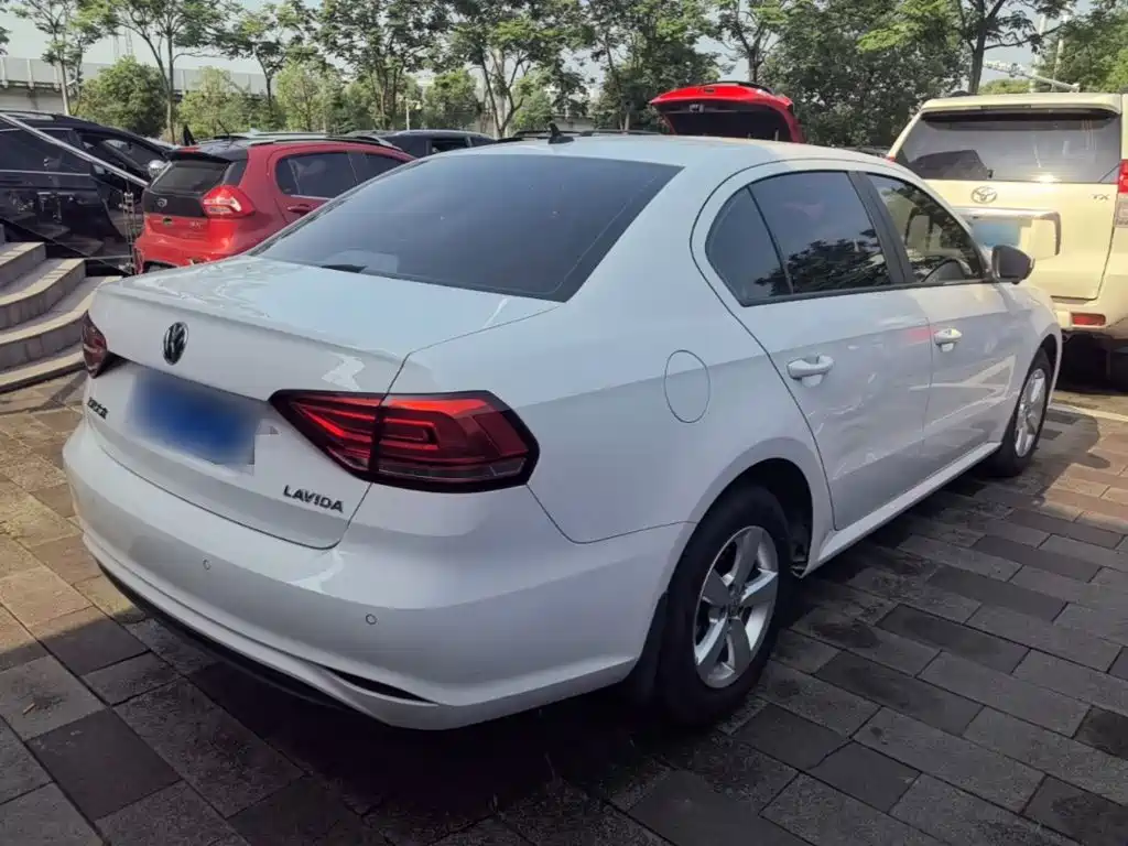 Volkswagen Lavida 2022