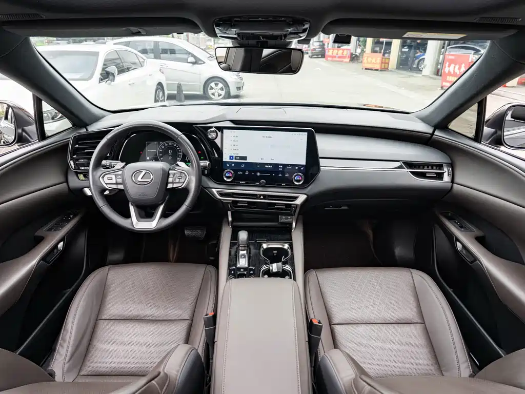 Lexus RX 2023 — фото 12