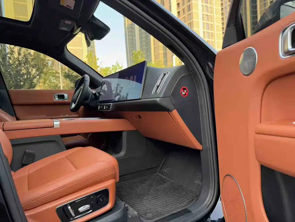 Li Auto Li L8 2024