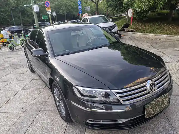 Volkswagen Phaeton 2011