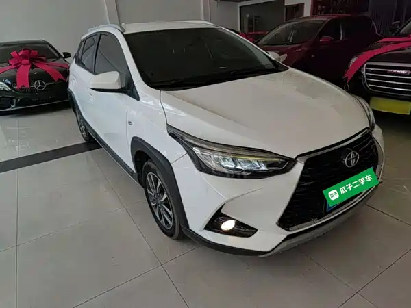 Toyota Yaris L 2022