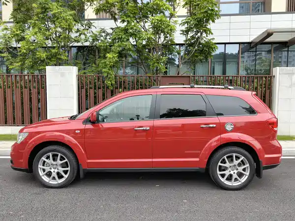 Dodge Coolwei 2013